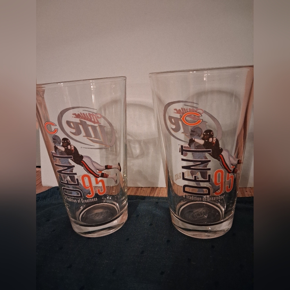 2 Chicago Bears NFL Barware Glasses